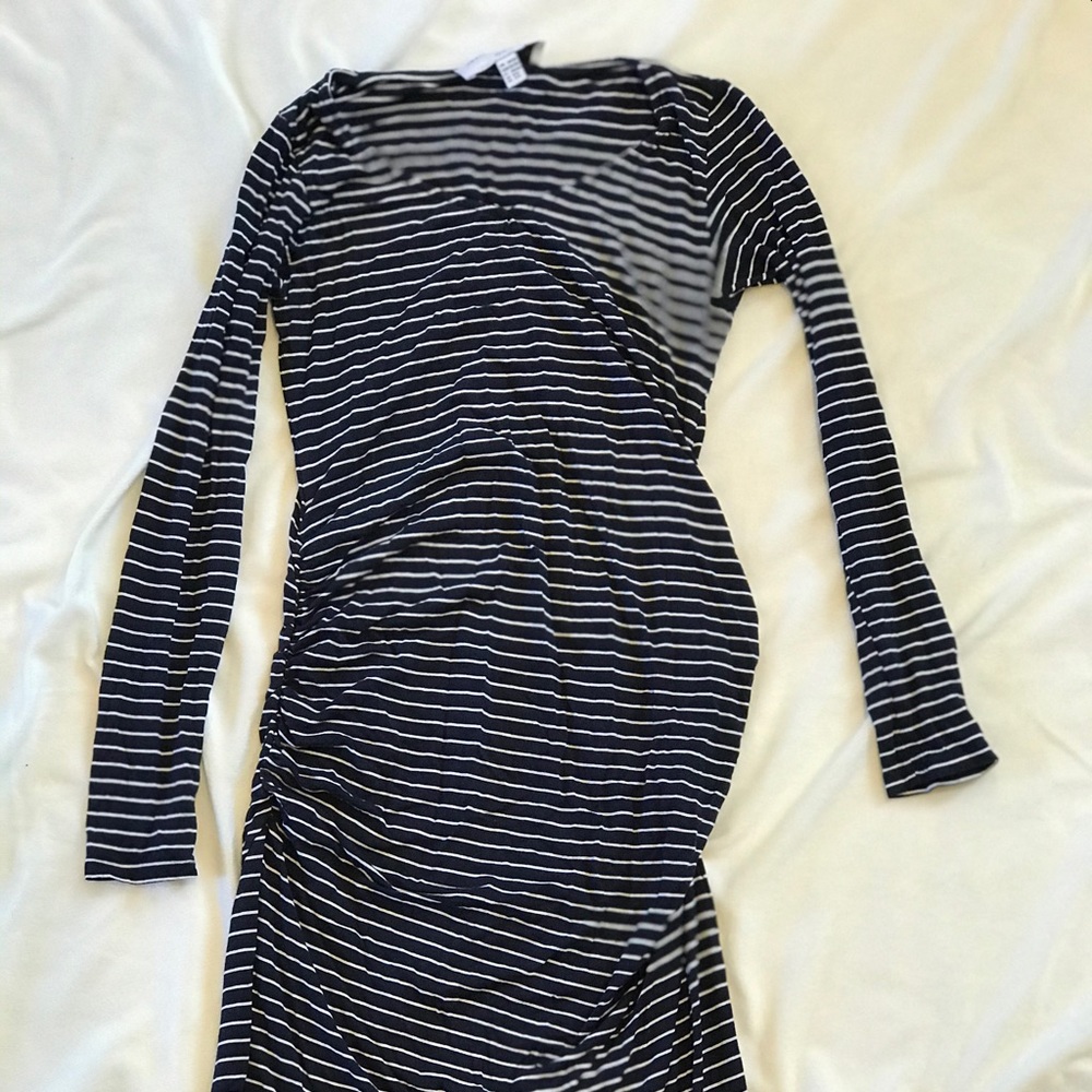 ❌❌❌❌SOLD❌❌❌❌❌❌ Ruched Side Maternity Dress.